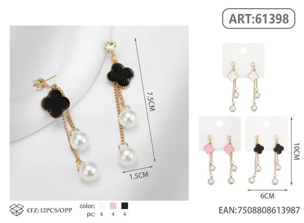 Aretes de trébol de cuatro hojas con perlas colgantes
