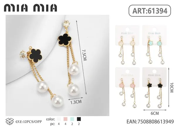 Aretes de trébol negro con perlas colgantes