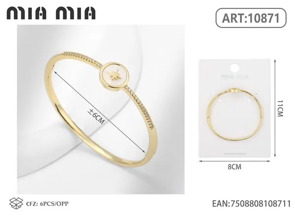 Brazalete de moda dorado con medallón de estrella y circonias