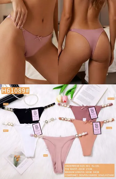 Tanga con detalle de perlas