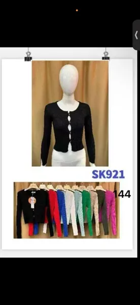 Suéter con botones de manga larga-SK921