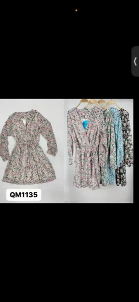 Vestido floral con cuello en V-QM1135
