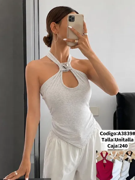 Blusa halter con detalle de corazón