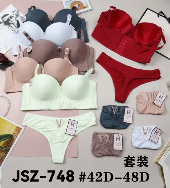 Conjunto de sostén push-up copa D