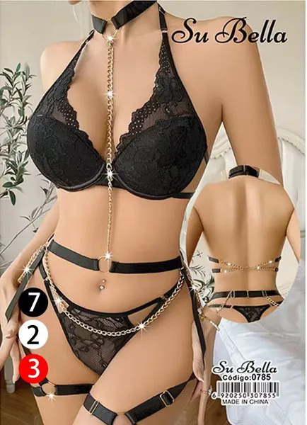 Conjunto de lencería de encaje negro con cadenas