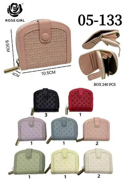 Cartera compacta con broche