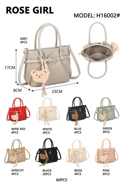 Bolsa de mano estructurada con dije