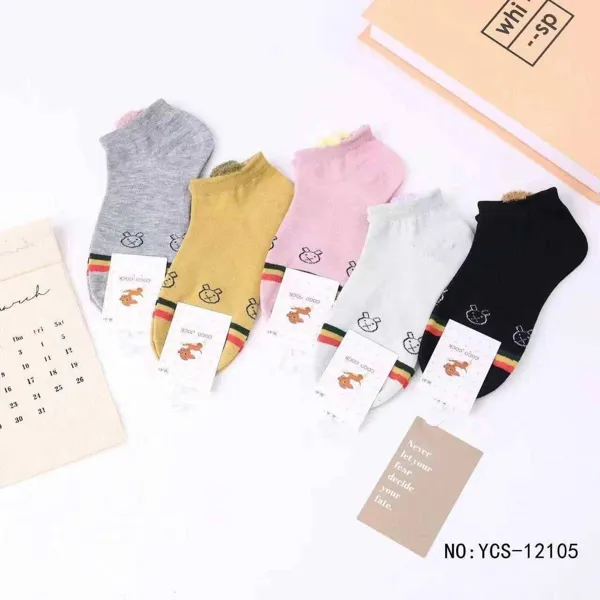 Calcetines tobilleros con diseño de osito