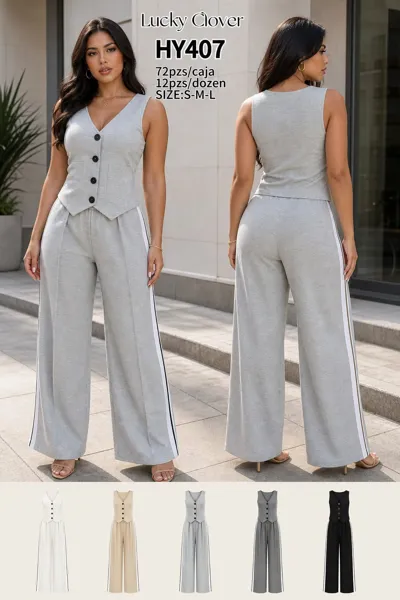 Conjunto de chaleco y pantalón
