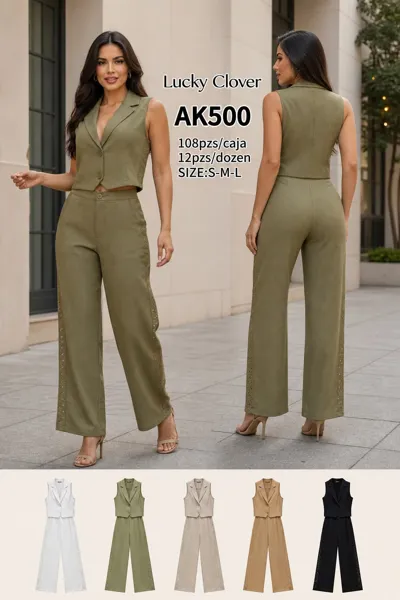 Conjunto de chaleco y pantalón