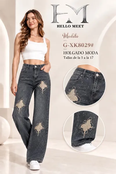Jeans holgados grises con mariposas