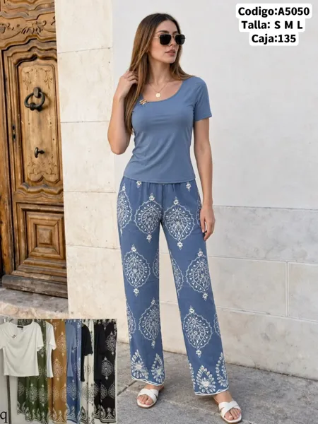 Conjunto de camiseta y pantalón