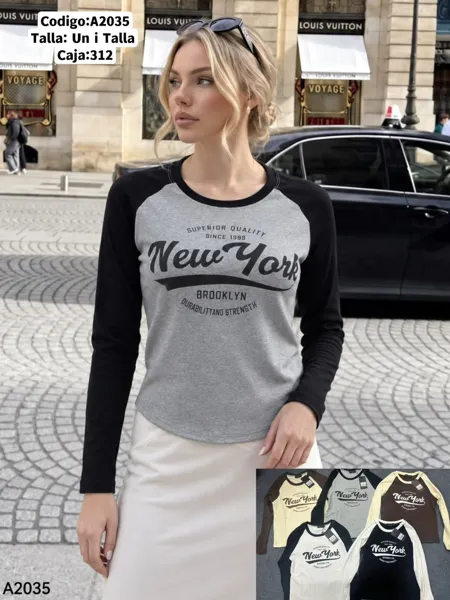 Camiseta tipo béisbol