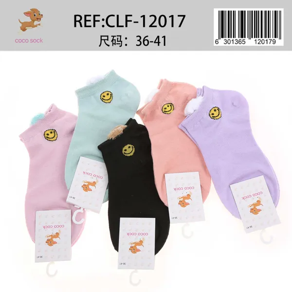 Calcetines tobilleros con diseño de carita feliz