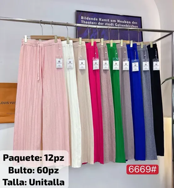Pantalón de punto plisado
