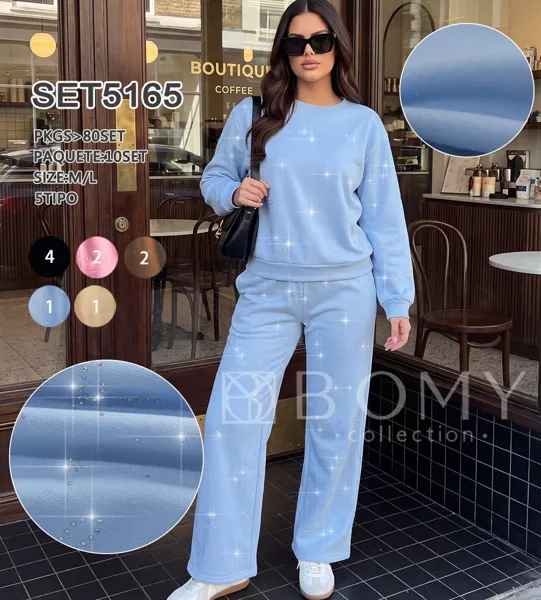 Conjunto de sudadera y pantalón