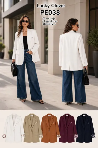 Blazer de vestir con puños estampados