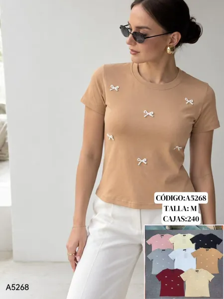 Camiseta con lazos