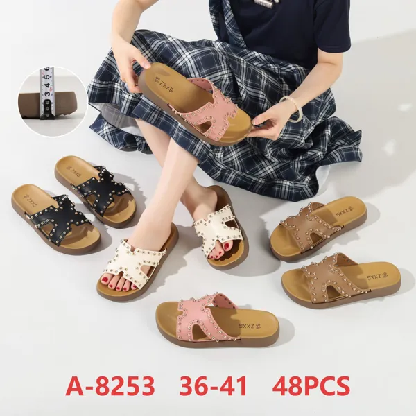 Sandalias planas con tachuelas para dama