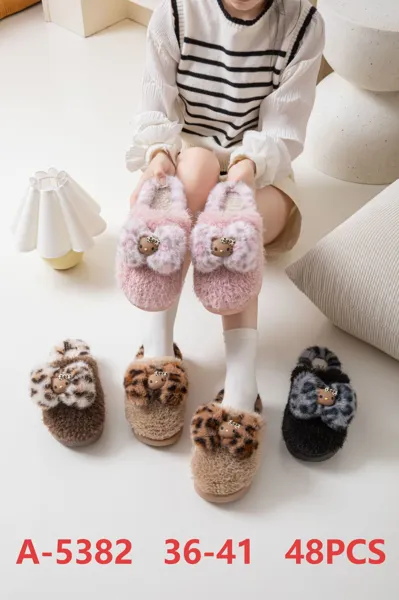 Pantuflas de felpa con estampado de leopardo y gatito para mujer