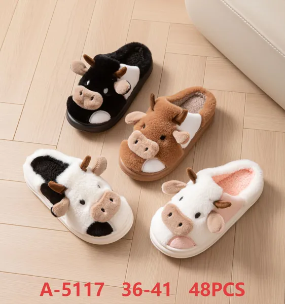 Pantuflas de felpa con diseño de vaquita para mujer