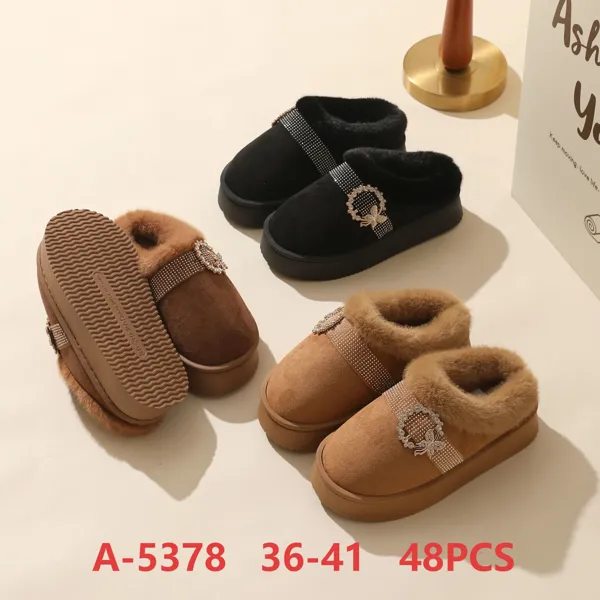 Pantuflas de plataforma de ante con mariposa de pedrería y forro de felpa para mujer