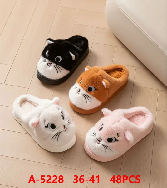 Pantuflas de felpa con cara de gato para mujer