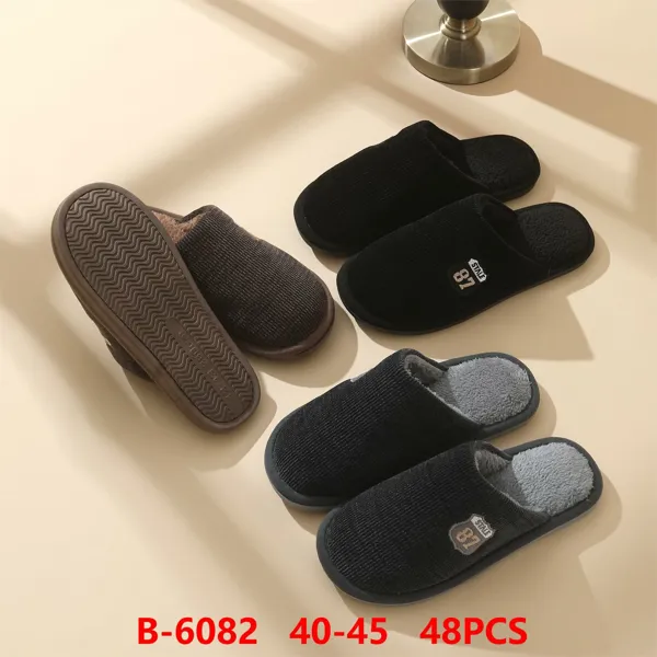 Pantuflas de felpa de pana estilo deportivo para hombre