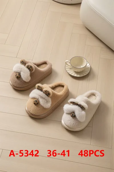 Pantuflas de felpa con moño y detalle de leopardo para mujer