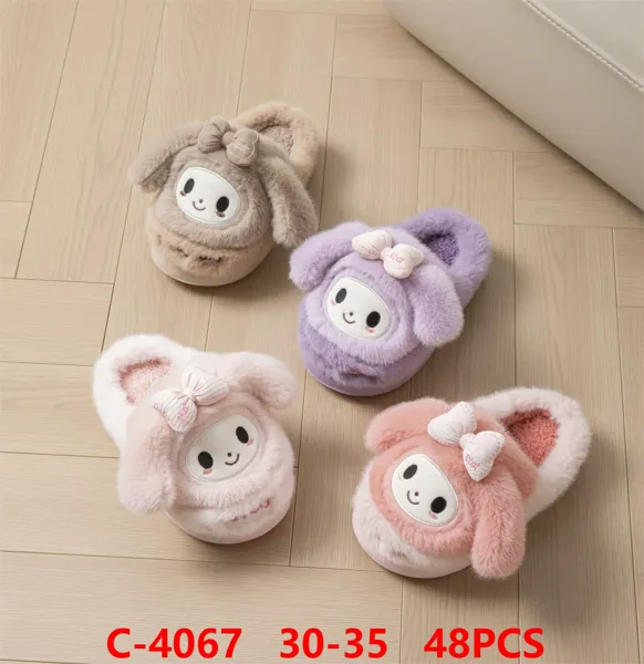 Pantuflas de felpa con orejas de conejo y monito para ninos