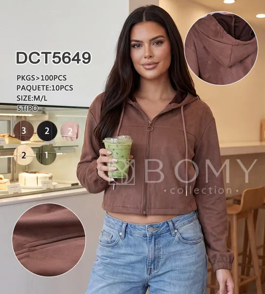 Chaqueta con capucha