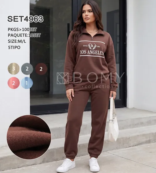 Conjunto de sudadera y pantalón