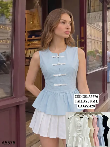 Blusa peplum con cierre de nudos