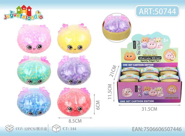 Bao antiestrés squishy de dragoncito de 8.5 cm con corazones y bolitas