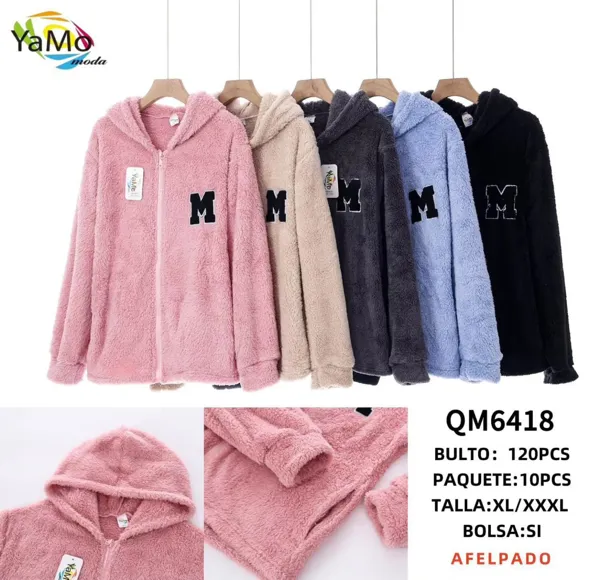 Chaqueta de borrega con capucha, cierre y parche de letra para mujer