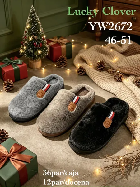 Pantuflas de peluche para hombre con parche a rayas