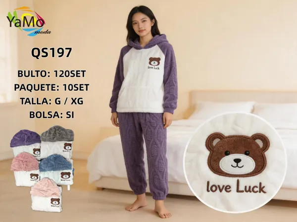 Pijama de felpa con capucha y osito bordado para dama